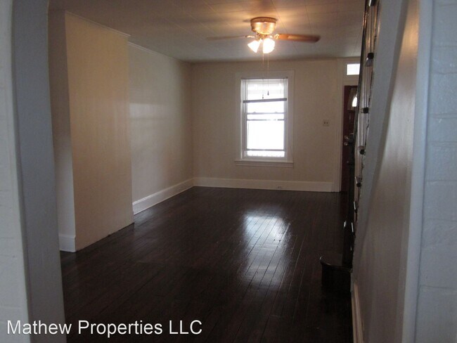 Building Photo - 3 br, 1 bath House - 631 Lake St.