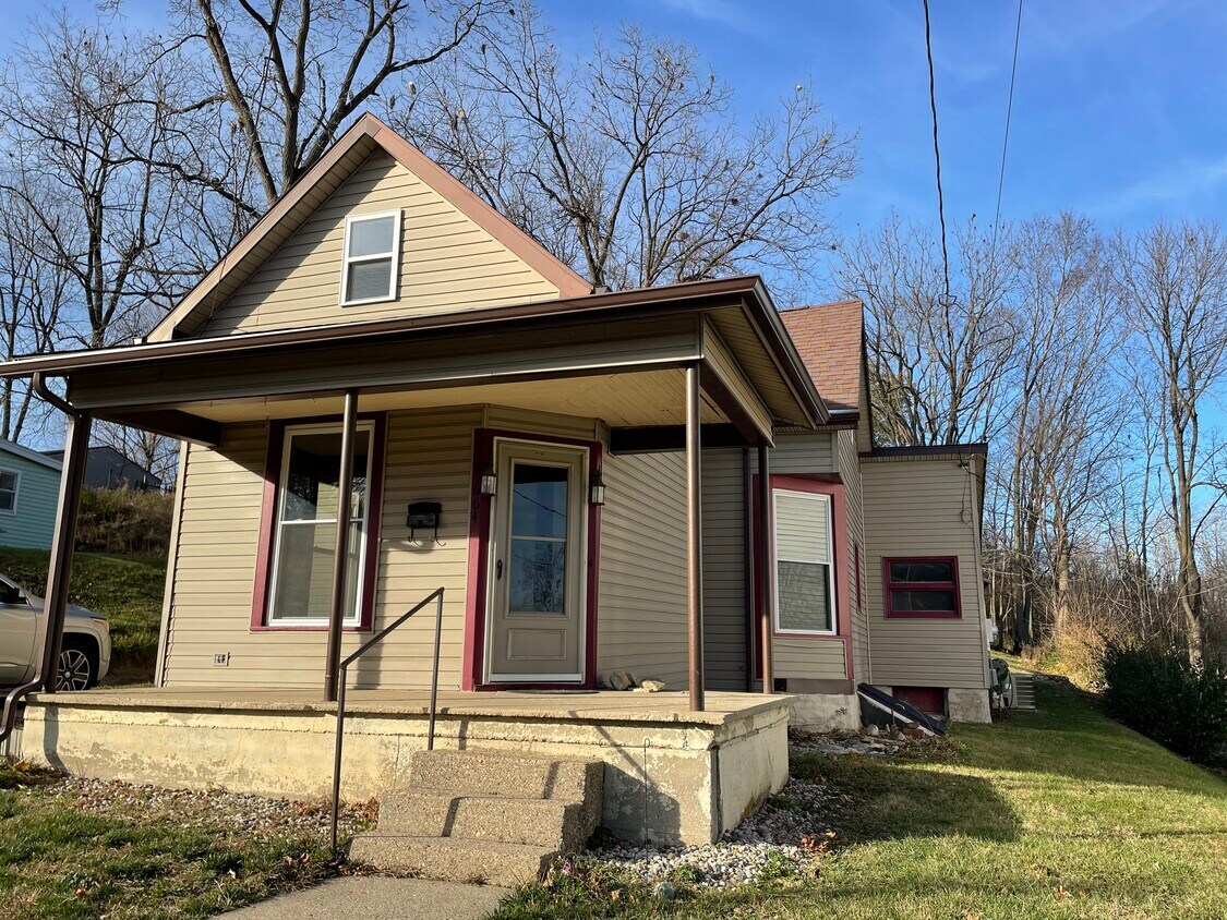 664 Walnut St, Wabash, IN 46992 House Rental in Wabash, IN