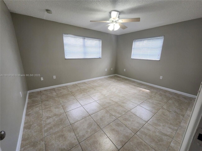 Foto del edificio - 1806 SW 97th Ave