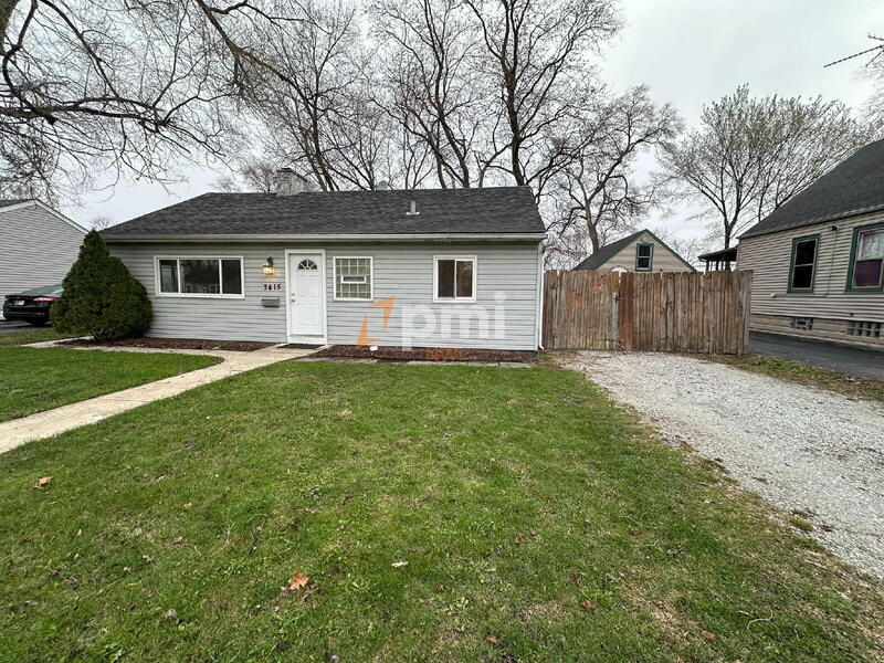 Primary Photo - 2415 81st St