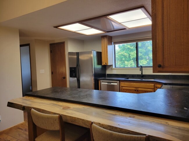 Foto del edificio - Hawthorne Home