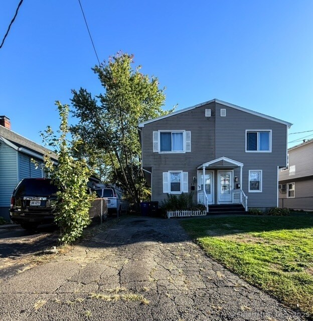 Primary Photo - 29 Rita Ave