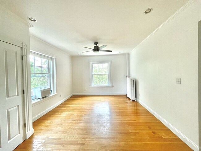 Foto del edificio - 55 Magazine St