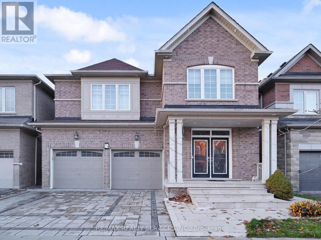 Primary Photo - 24 Iguana Trail