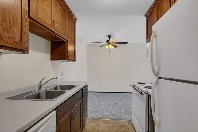 Foto del edificio - 1690 MN-36