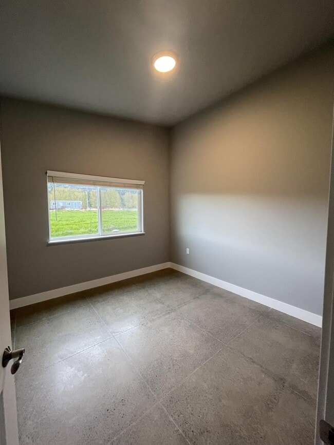 Building Photo - 6006 Siper Rd