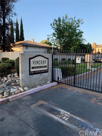 Foto del edificio - 4736 N Vincent Ave