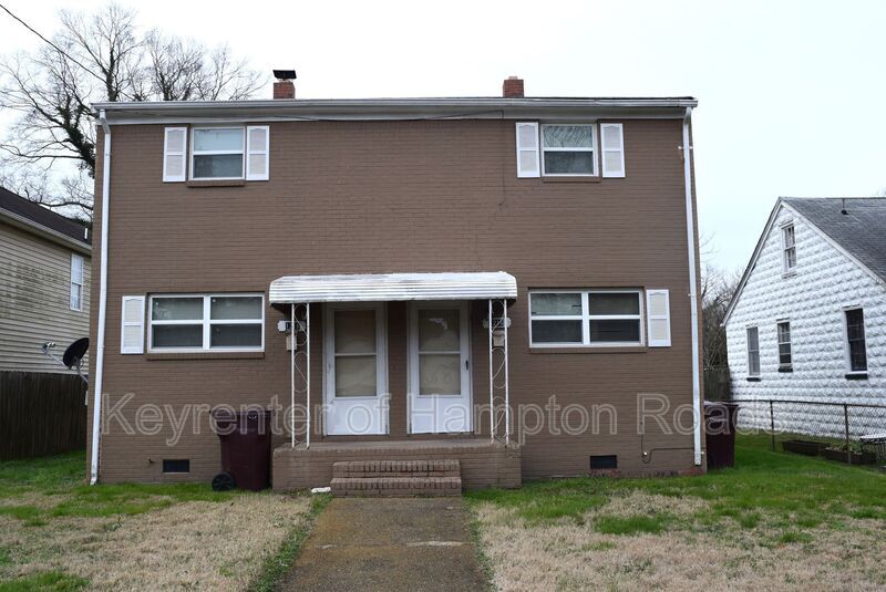 Primary Photo - 1216-1218 Hoover Ave