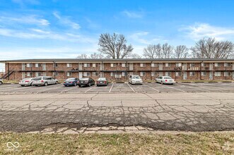 Building Photo - 10301 Medallion Dr