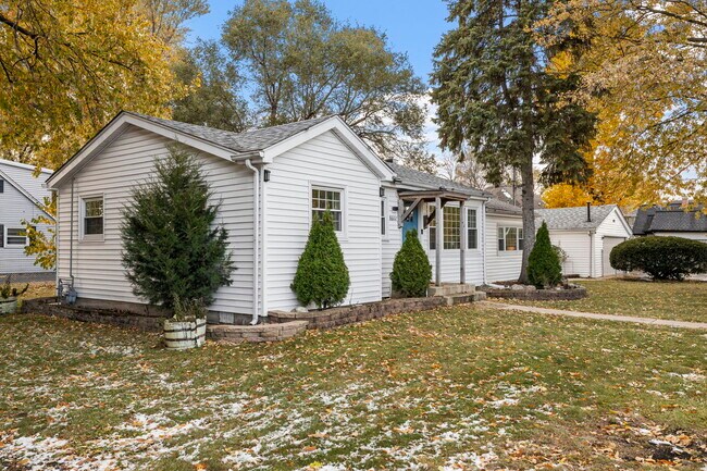 Foto del edificio - 8602 Oak Park Ave