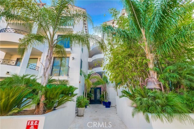 Foto principal - 5253 Vantage Ave