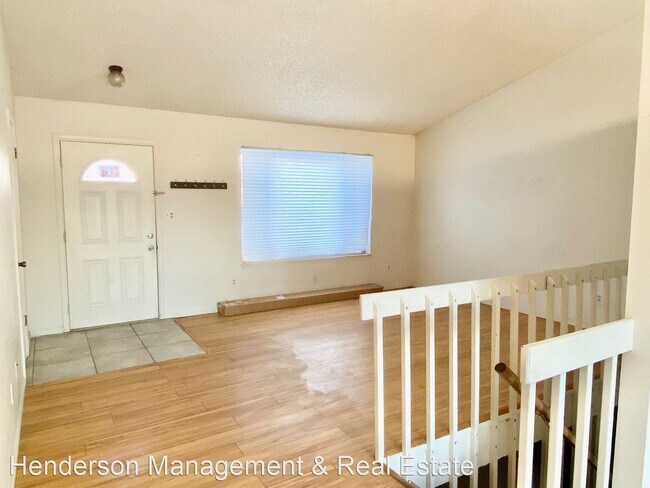 Building Photo - 2 br, 2 bath House - 2712 Hanover Dr.