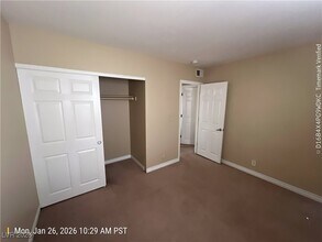 Building Photo - 5242 River Glen Dr