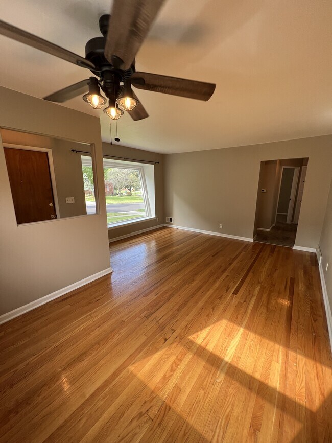 Foto del edificio - 3424 Macon Ave