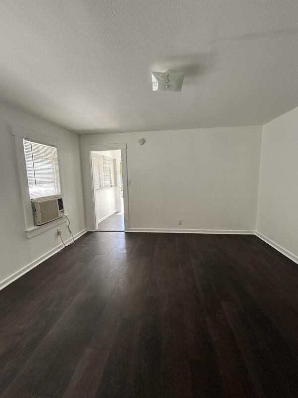 Foto del edificio - 1861 29th Ave N
