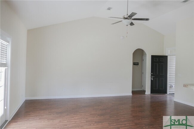 Building Photo - 112 Grayson Ave