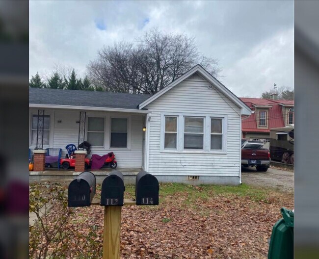 Building Photo - 112 Bismark St