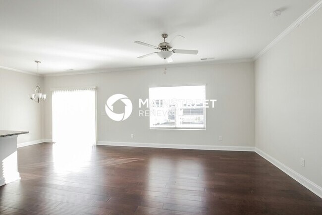Building Photo - 5 Bedroom Pet-Friendly Home in Monroe, NC with Main Street Renewal