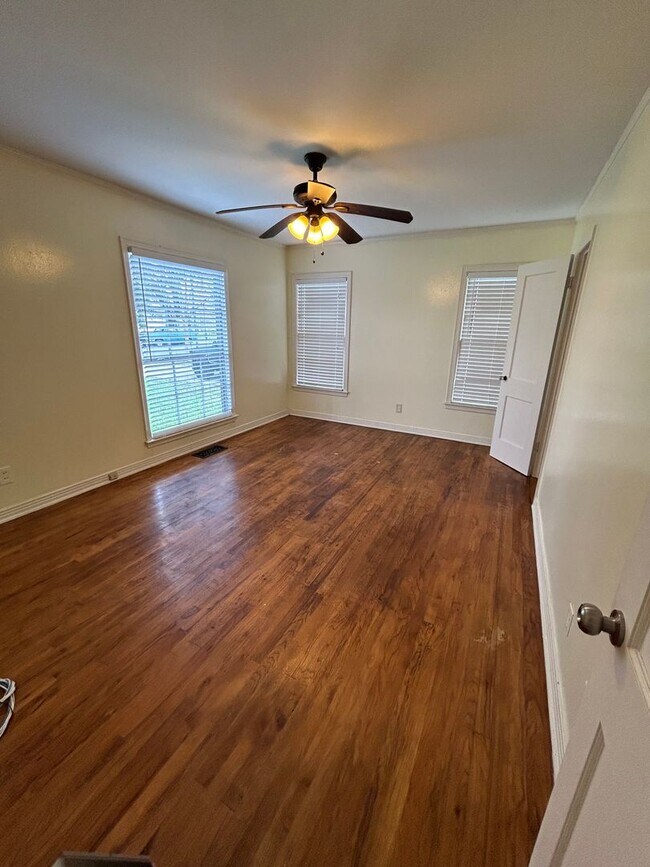 Building Photo - A hassle-free lifestyle