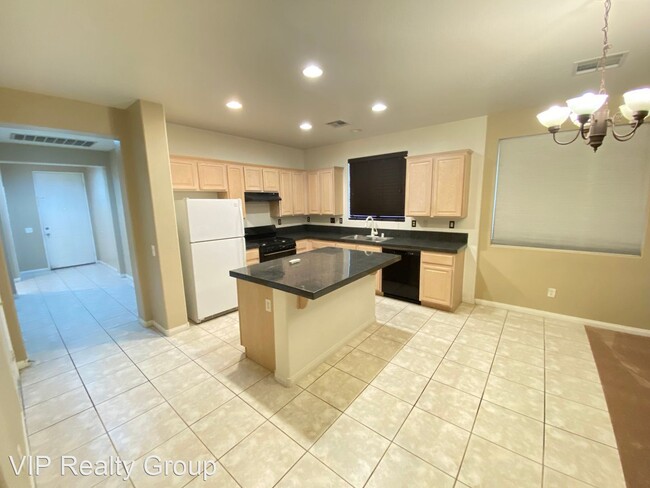 Building Photo - 3 br, 1.5 bath House - 10960 Positano St.