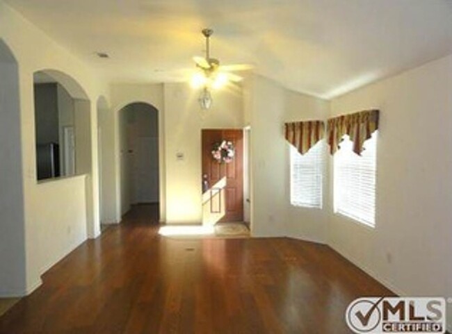 Foto del edificio - Townhouse For Lease in Frisco