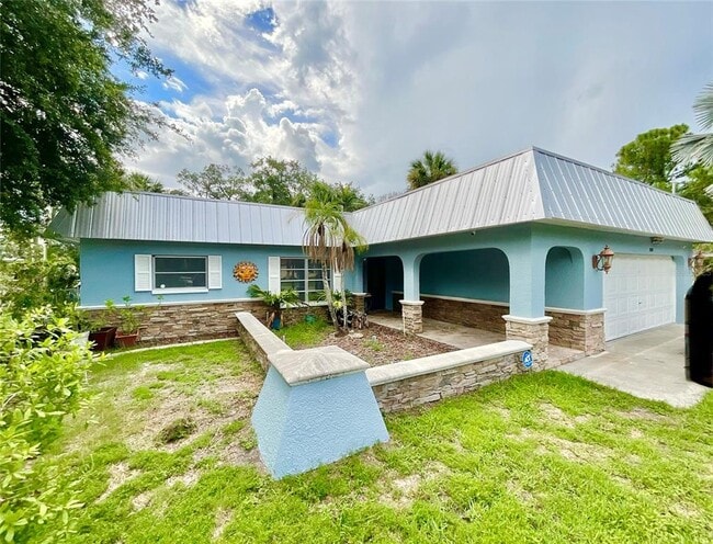Building Photo - 7420 Astor Dr