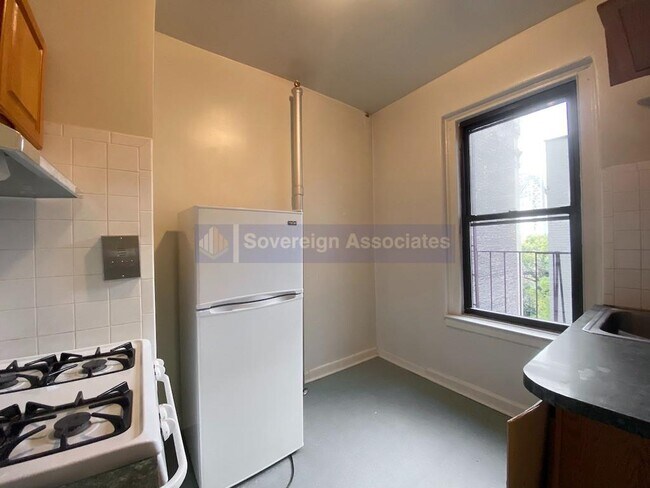 Building Photo - 75 Cabrini Boulevard