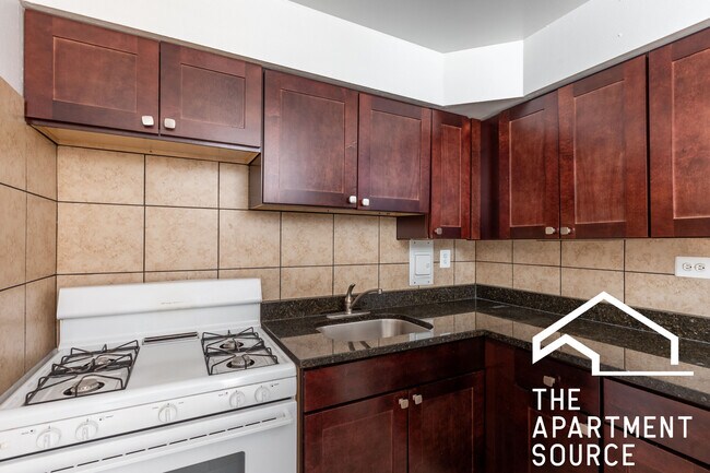 Foto del edificio - 1525 W Morse Ave