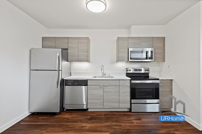 Foto del interior - Modern 1- and 2-bedroom apartments await at Hollywood 12, right in the heart of Portlands Hollywo...