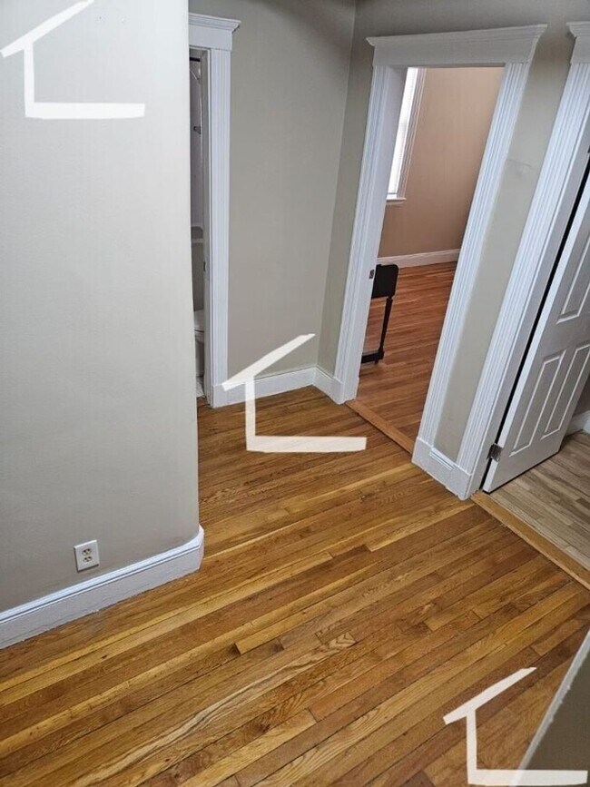 Foto del edificio - Brighton 2 Bed available 6/1