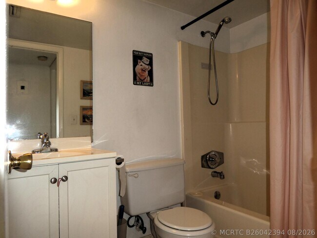 Foto del edificio - 7149 Golf Colony Ct