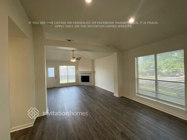 Building Photo - 4801 Mountain Ridge Ln