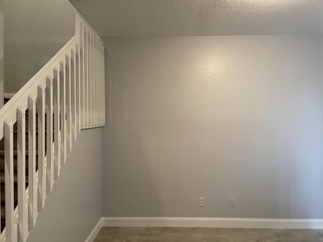 Building Photo - 2913  Hidden Hills Road 2309 West Palm Bea...