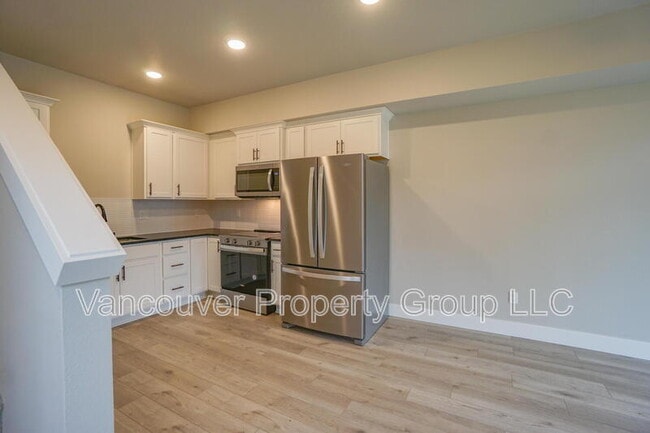 Foto del edificio - 2217 E Juniper Cir