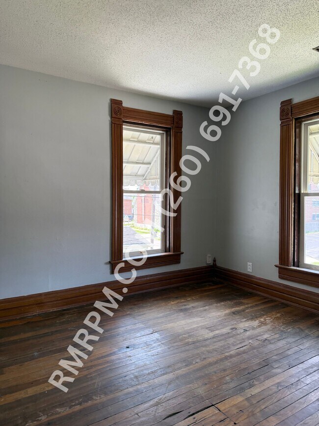 Foto del edificio - 335 Washington St