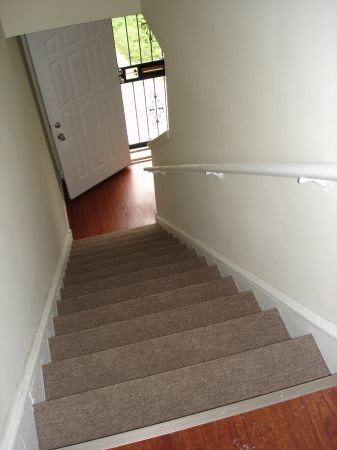 Foto principal - 724 E 105th St