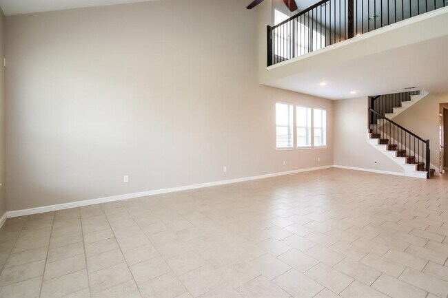 Foto del edificio - 8102 Cliffside Terrace Ct