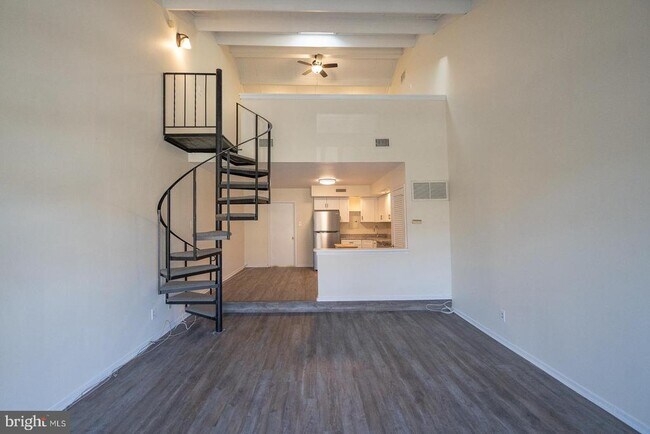 Foto del edificio - 23B Oscar Hammerstein Way