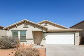 Foto principal - 24224 W Desert Bloom St