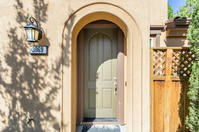 Photo - 3069 Vittoria Loop House
