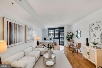 Building Photo - 1117 10th St NW