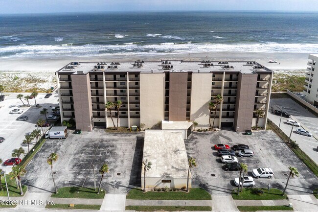 Foto del edificio - 601 First St