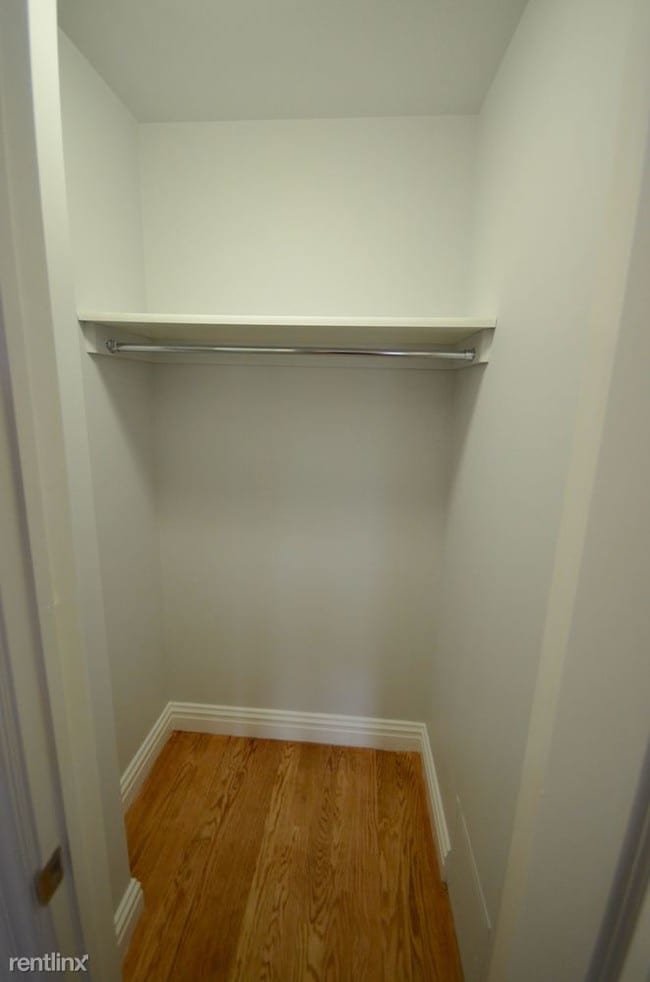 Building Photo - 2 br, 2 bath Apartment - 212 Bennett Ave