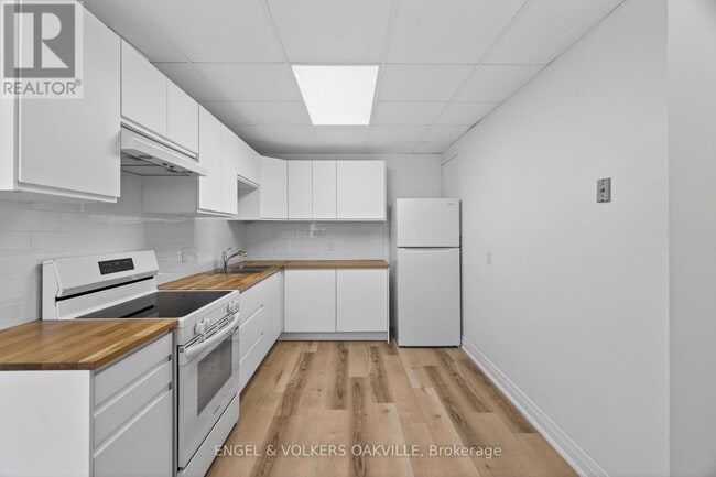 Building Photo - 103 Thomas St