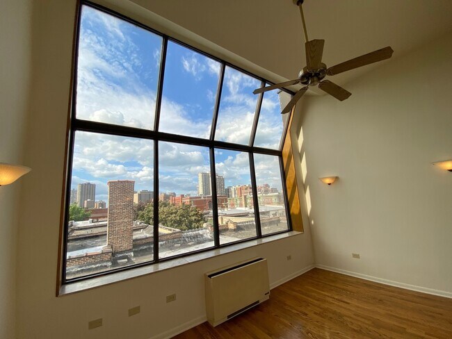 Foto del edificio - 620 W. Belmont