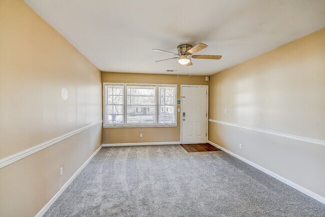 Foto del edificio - 1628 1st St NE