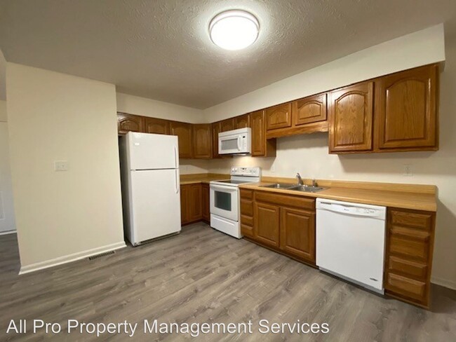 Building Photo - 2 br, 2 bath House - 1310 South Circle Drive