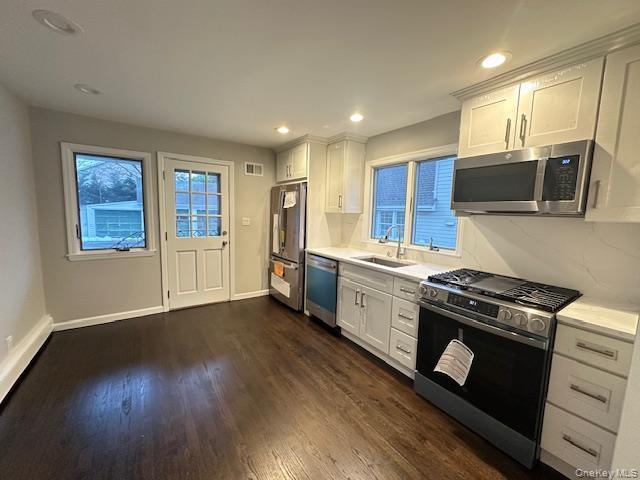 Building Photo - 38 Avenue B