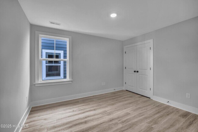 Foto del edificio - New Construction in Brooklyn Arts District