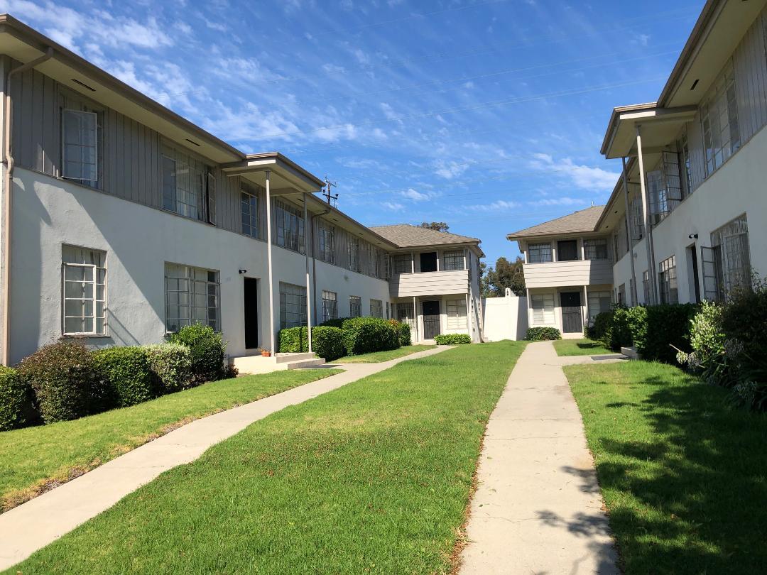 Foto principal - 3732 Carmona Ave